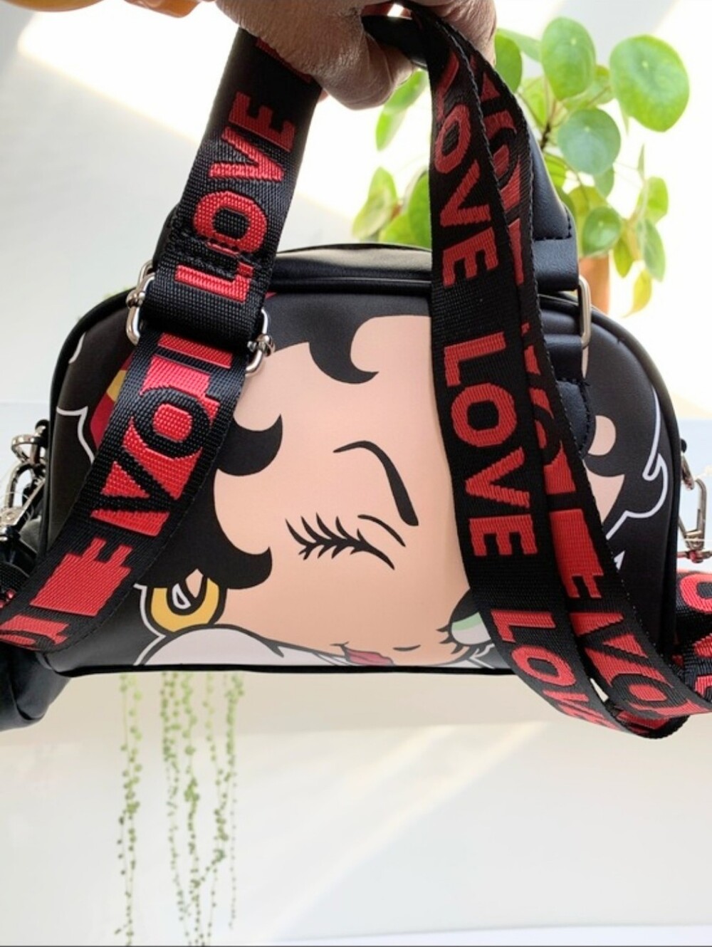 Betty Boop LOVE Crossbody Strap Festival Street Travel Purse Bag Betty Wink
